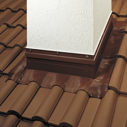 MASC - Alu-Flex 5 m x 290 mm | Selbstklebender Kamin- & Wandanschluss aus Aluminium Anwendung