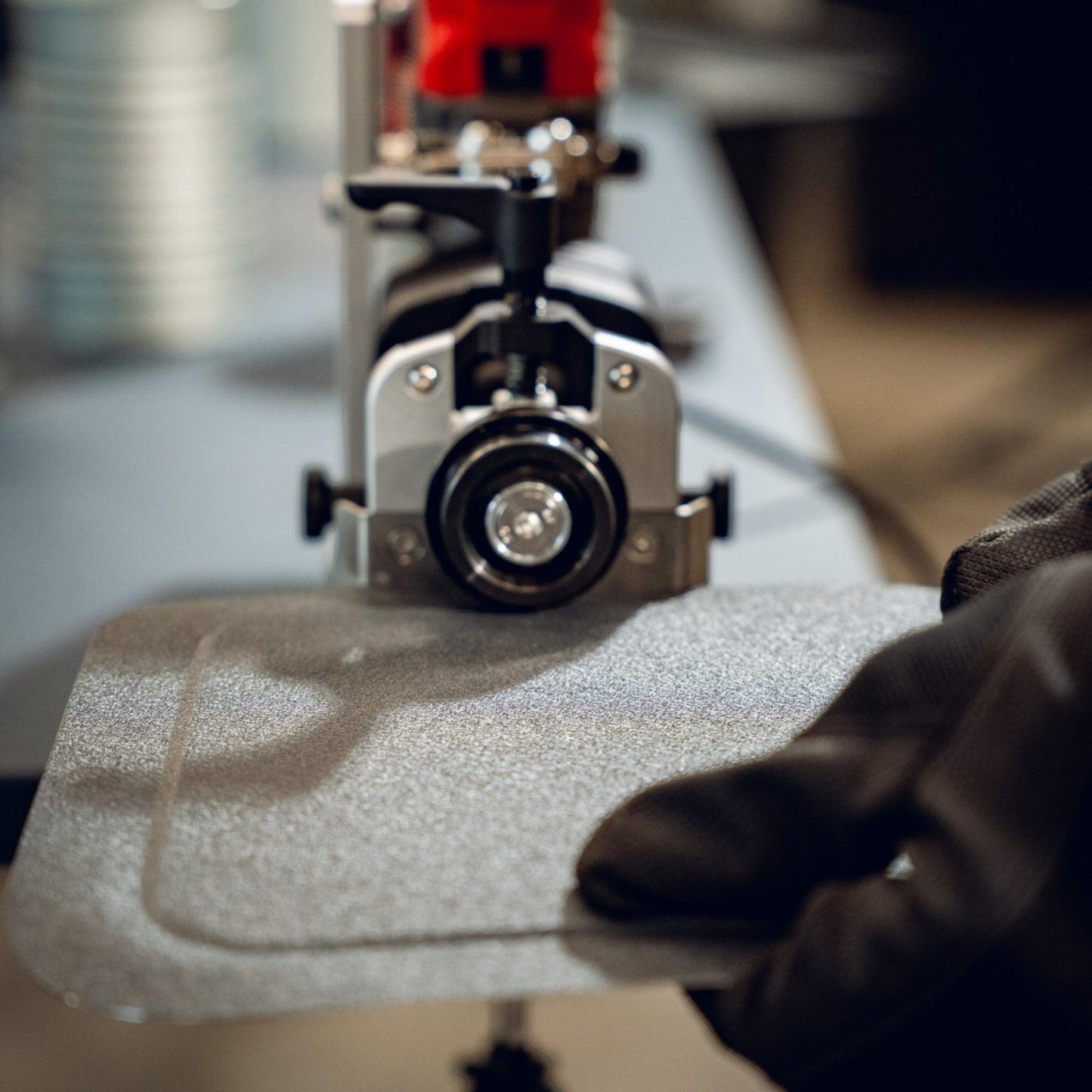 BUSCHMANN TOOLS - ACCUBEADER | Cordless Beading Machine for Pipes & Sheet Metal