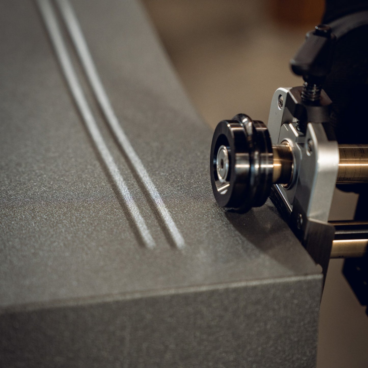 BUSCHMANN TOOLS - ACCUBEADER | Cordless Beading Machine for Pipes & Sheet Metal