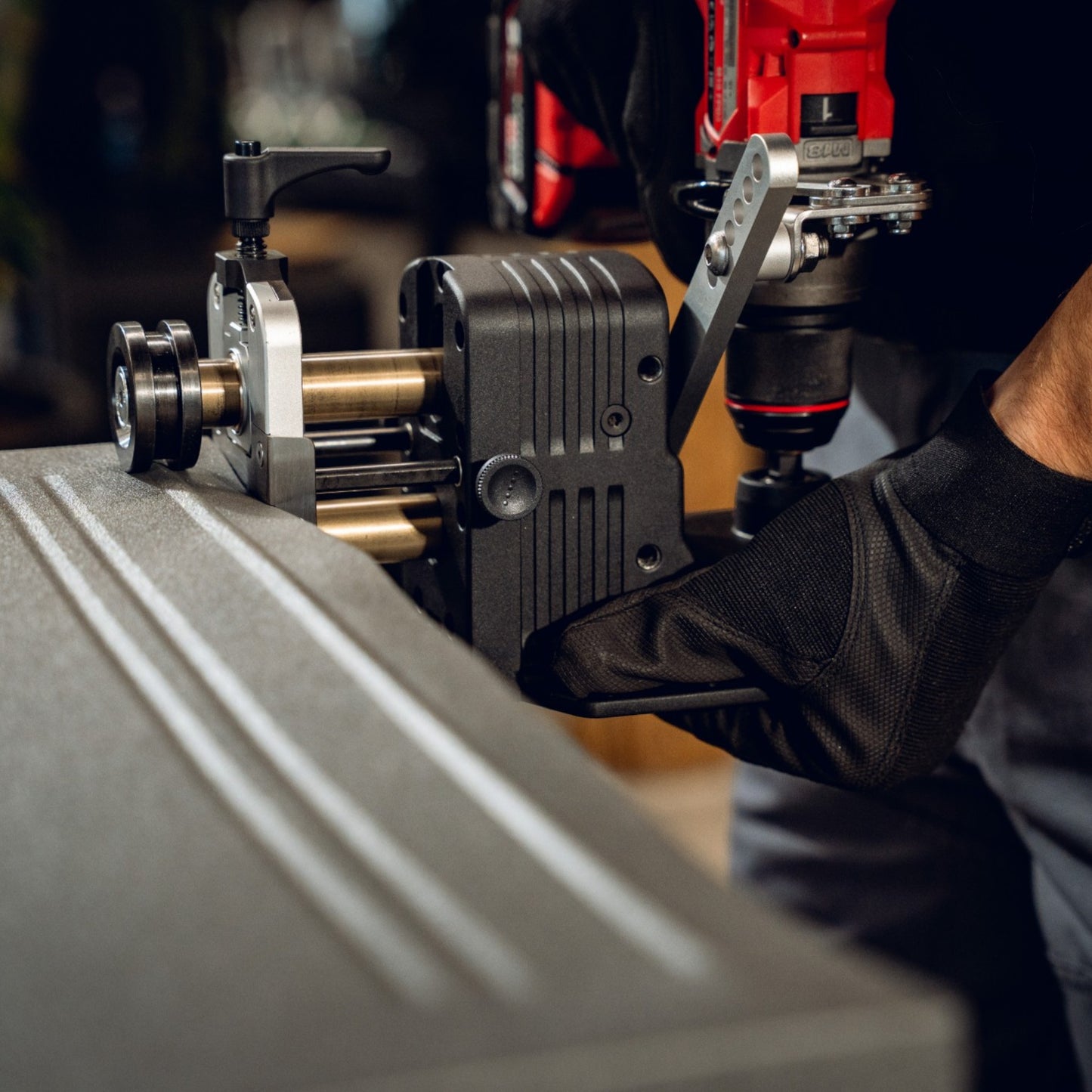 BUSCHMANN TOOLS - ACCUBEADER | Cordless Beading Machine for Pipes & Sheet Metal