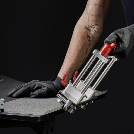 Buschmann Tools Perfect Bender XL-150 Anwendung am Blech