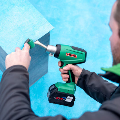 Leister Nexheat 300 A-LP Anwendung auf dem Flachdach