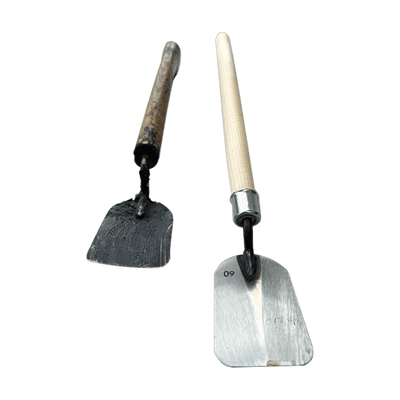 MASC - Bitumenspachtel & Katzenzungenkelle mit Holzgriff