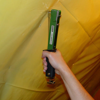 Roofify_PREBENA - Hefthammer HFPF09 | Tackerhammer für Heftklammern Typ PF 6–9 mm Anwendung