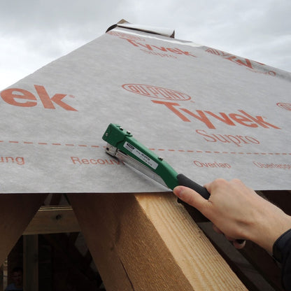 Roofify_PREBENA - Hefthammer HFPF09 | Tackerhammer für Heftklammern Typ PF 6–9 mm Anwendung