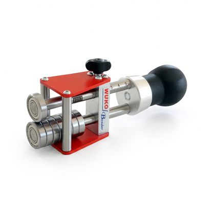 Wuko Mini Bender 2050 Abkanter Seitenansicht mit robustem Metallrahmen für präzises Blechbiegen