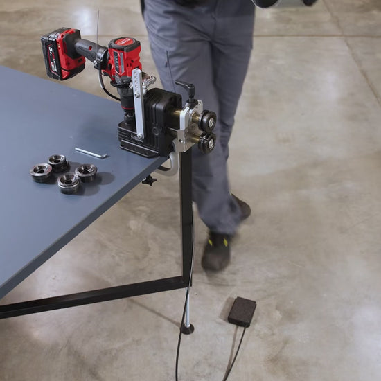 Buschmann Tools Accubeader Mobile Sickenmaschine Anwendung